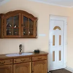 Attila Apartmanhaz 招待所 Hévíz
