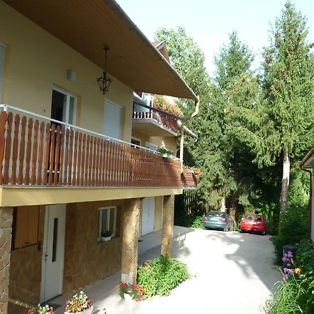 Gasthof Attila Apartmanhaz Hévíz