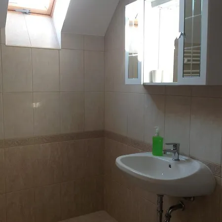 Vendégház Attila Apartmanház 2*