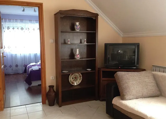 ゲストハウス Attila Apartmanhaz ヘーヴィーズ