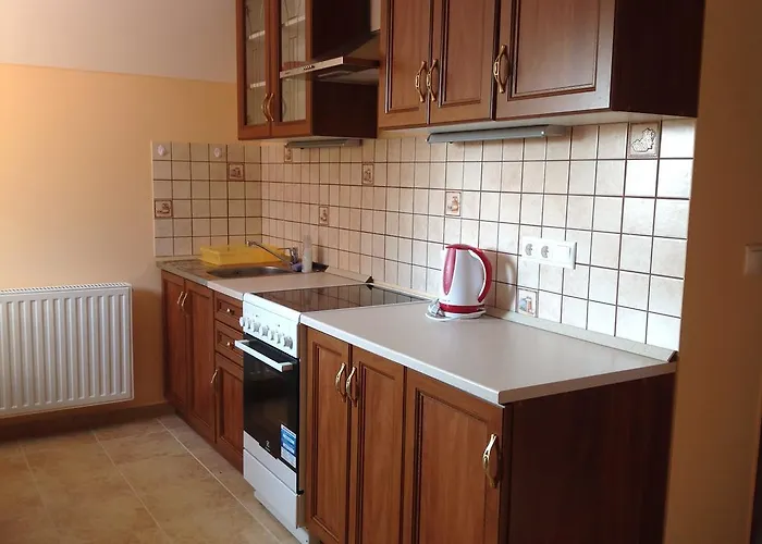 Attila Apartmanhaz 3*