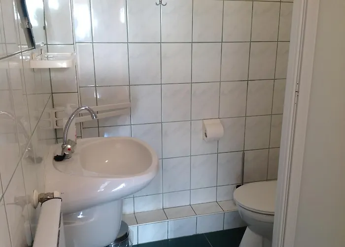 Attila Apartmanhaz ゲストハウス ヘーヴィーズ