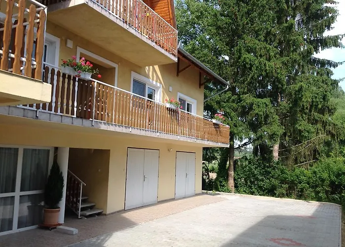 Attila Apartmanhaz